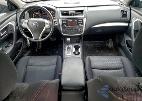 2016 Nissan Altima 2.5 z USA, uszkodzony, nr VIN 1N4AL3AP4GN372016